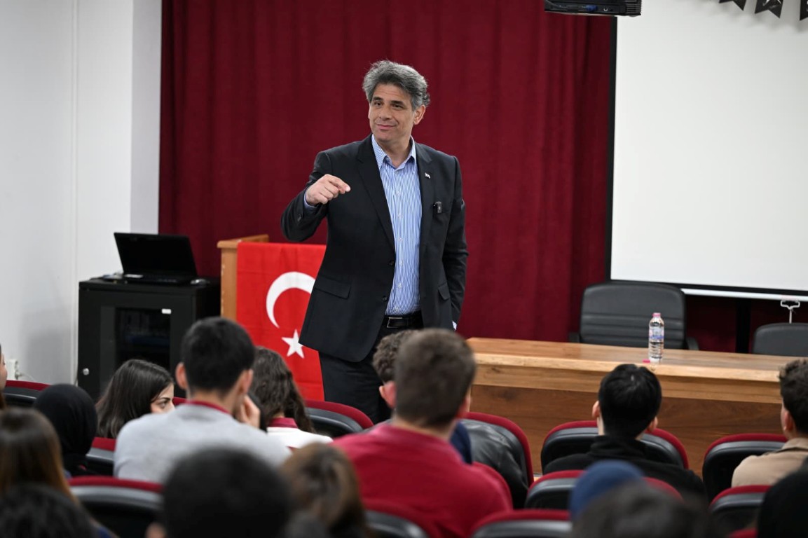 Kartepe'de Gençlik Rüzgarı